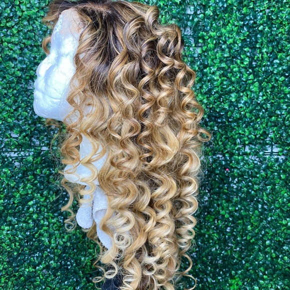 $450.00 Indonesia 26” custom color 22” unit